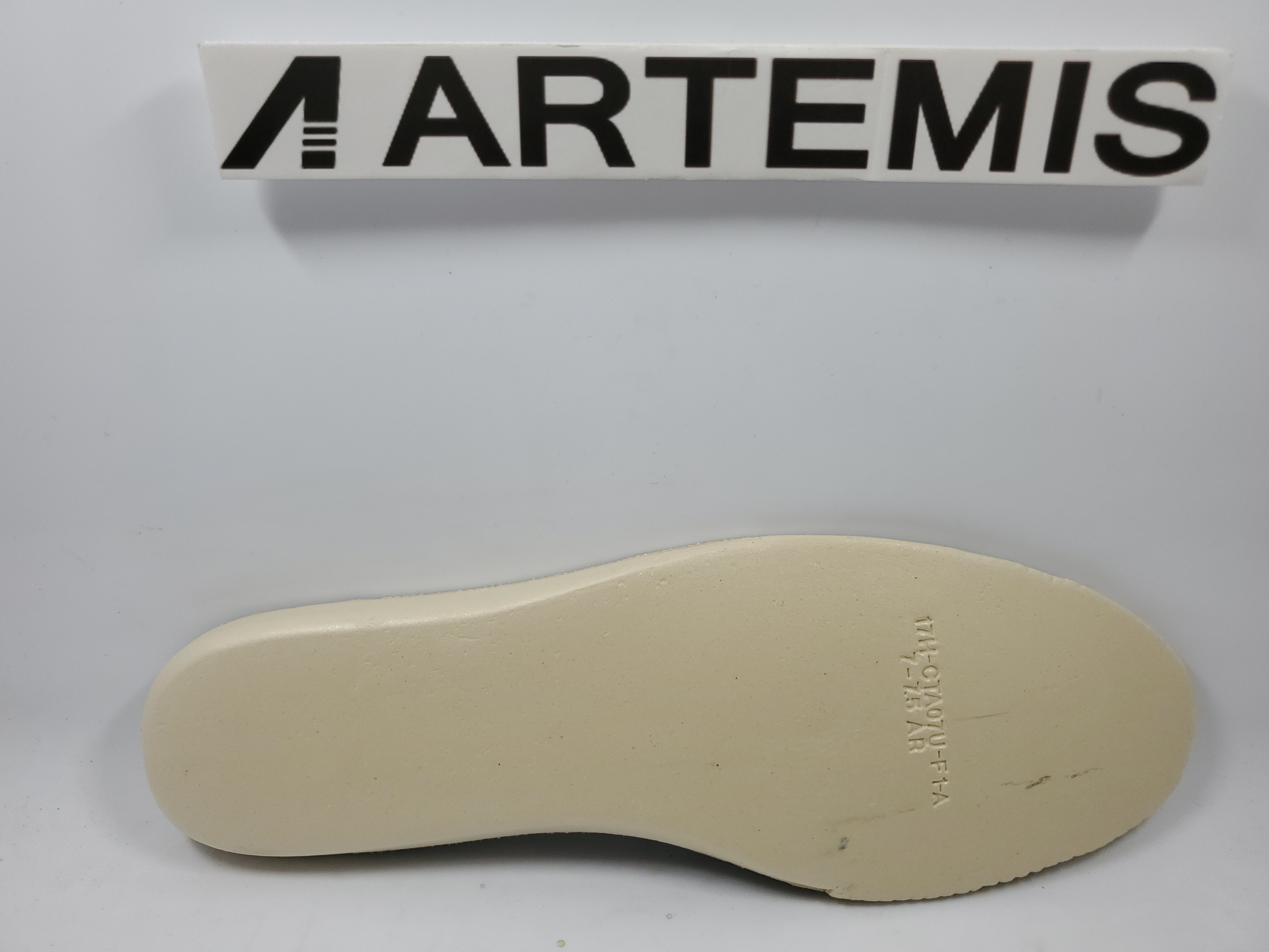 Converse Chuck Taylor All-Star Hi Off-White