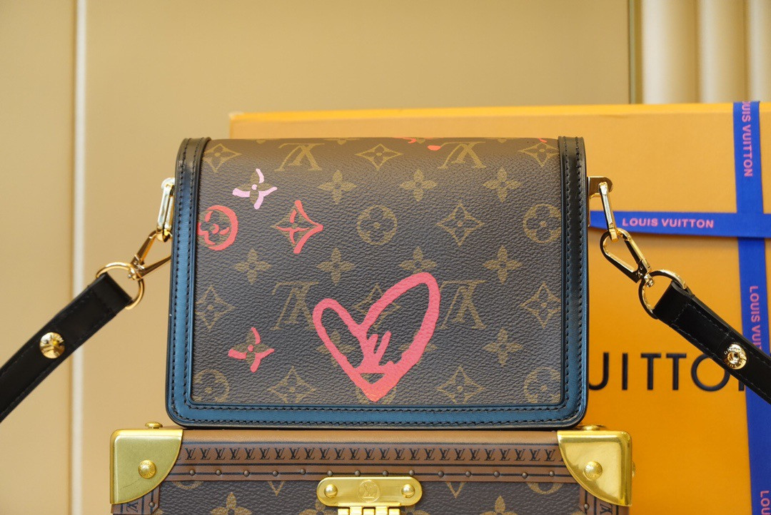 LV MINI DAUPHINE M45889