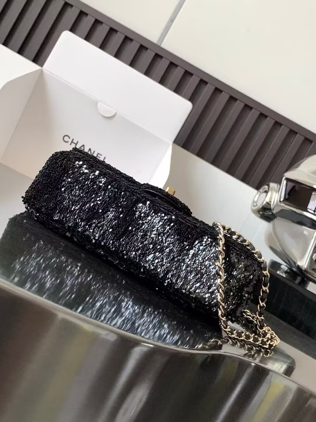 Ch*el mini cf gram glitter dinner bag 20x15x7cm