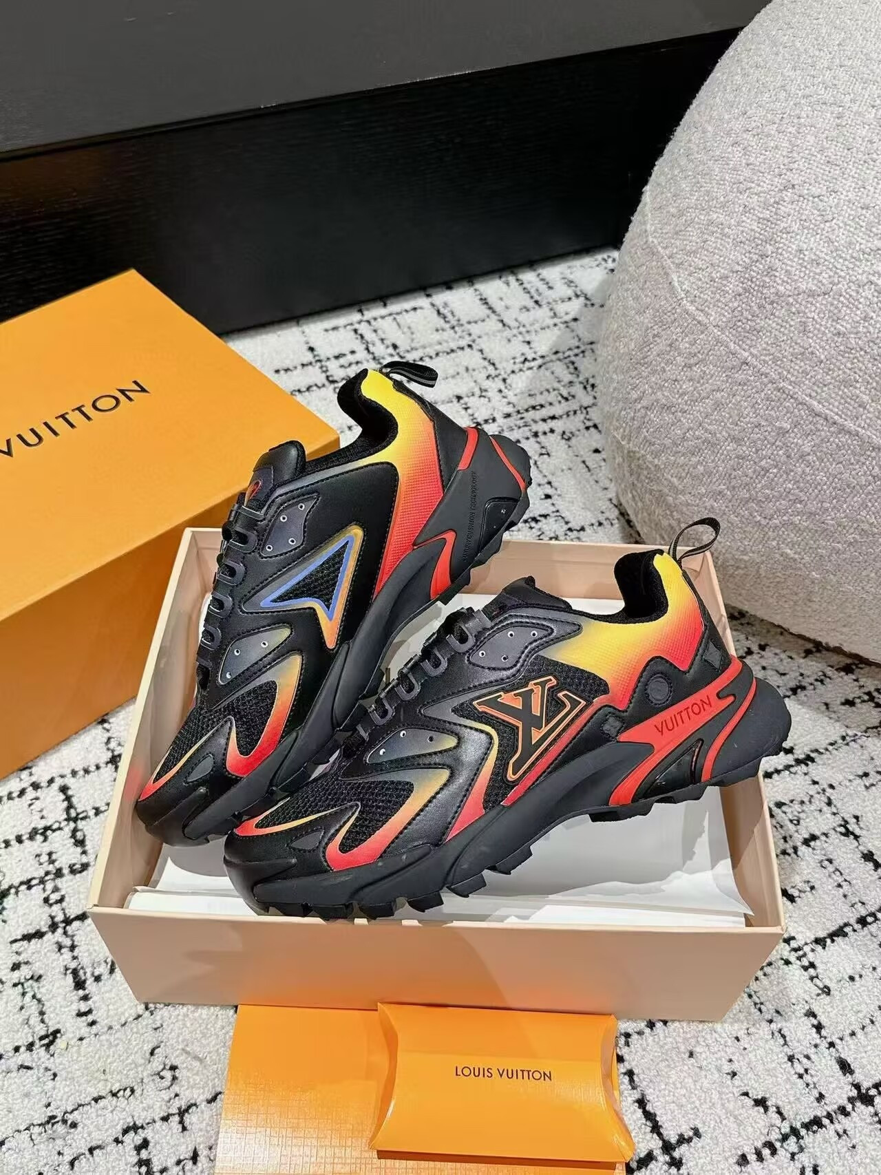 UA LV Runner Tatic Moka