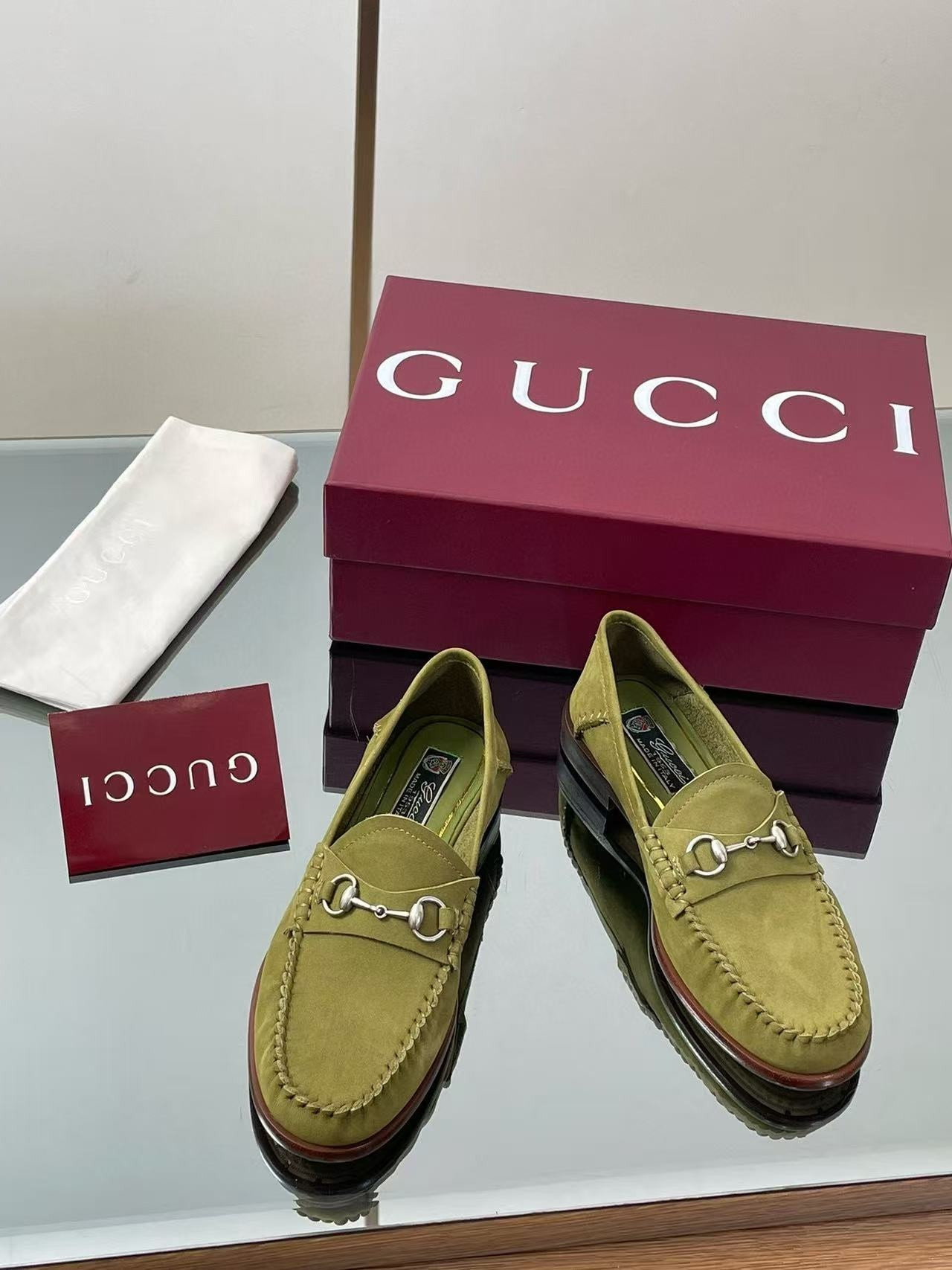 ua G*u*i gigi loafer