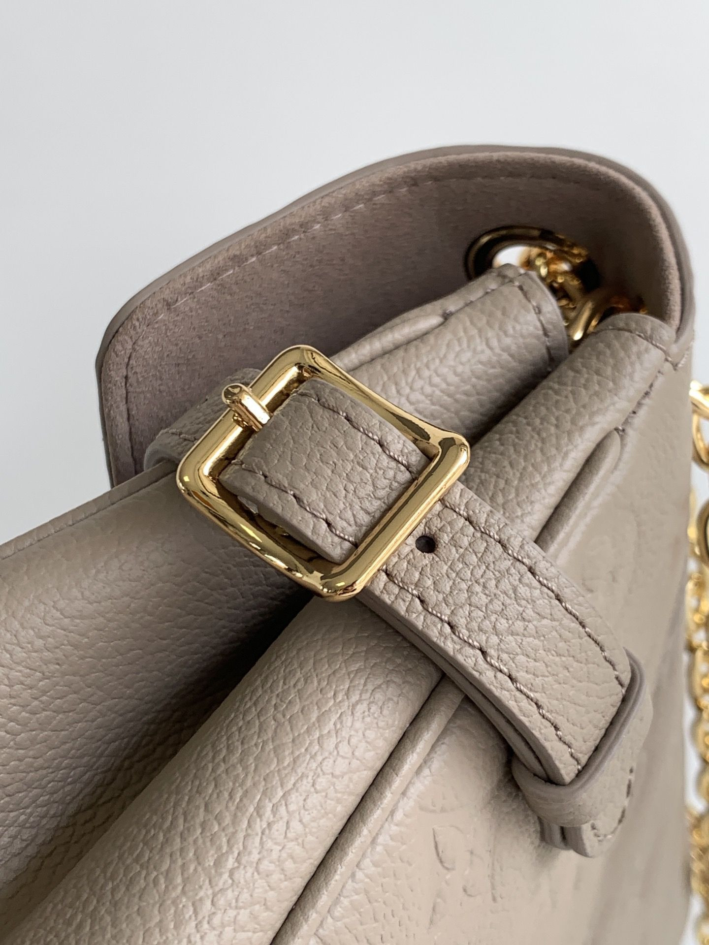 LV Anytime Flap Bag M14973 29.5x18.5x9.5cm