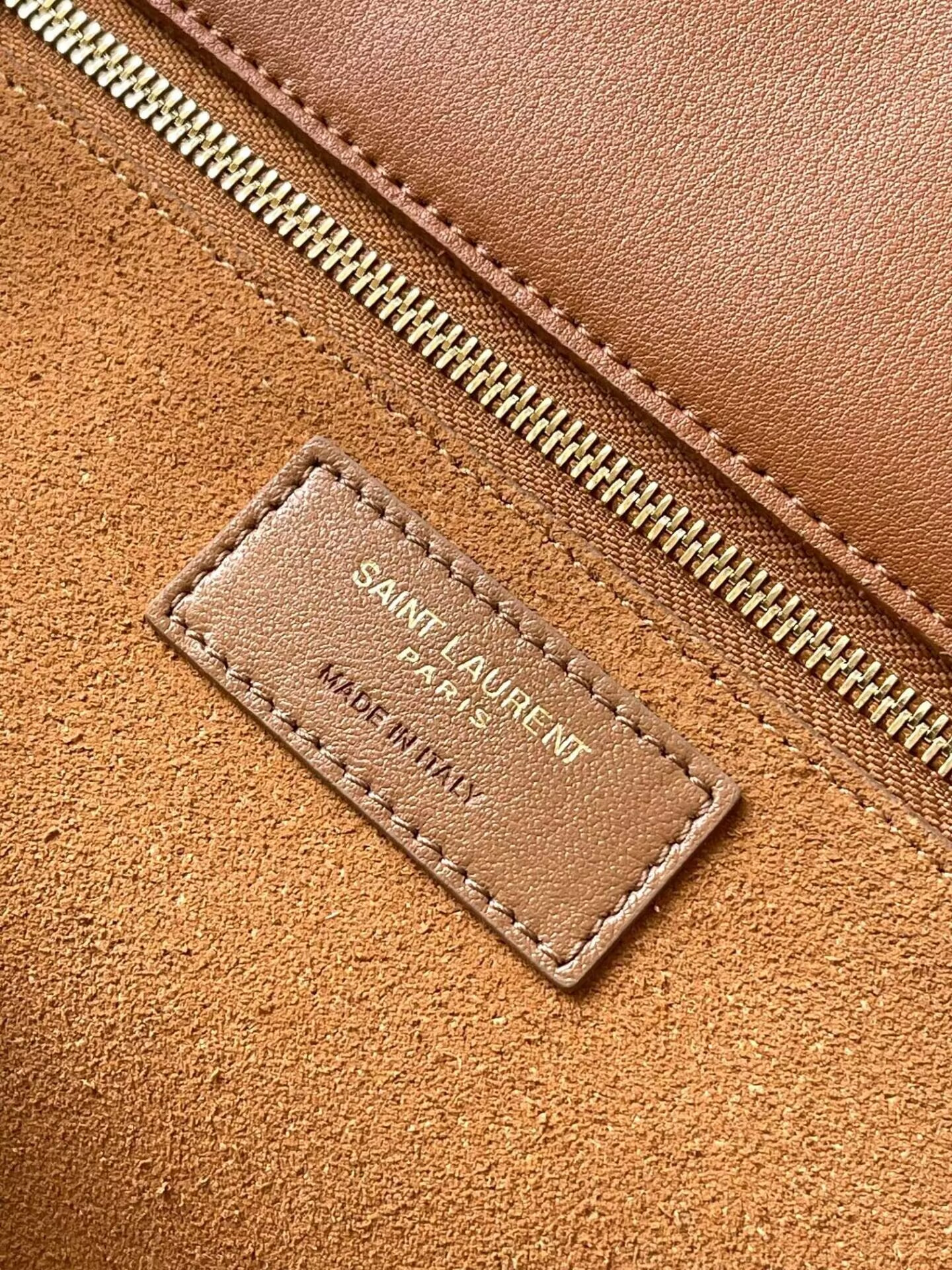 Y*L le 5 à 7 bea in suede 50×28×18cm