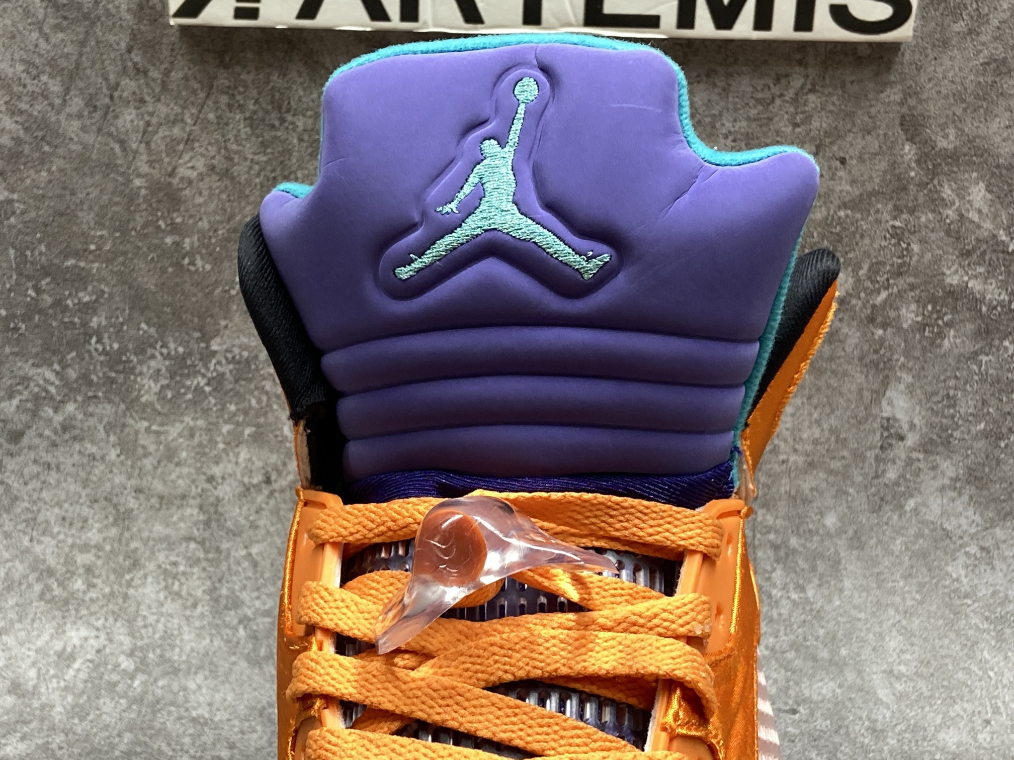 Air Jordan 5 Retro Orange