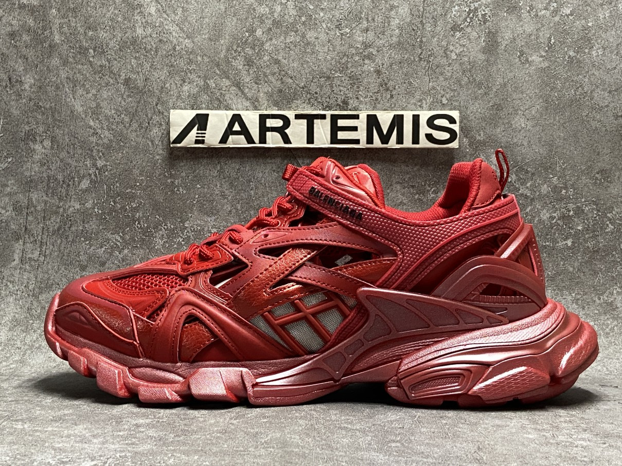 Balenciga Track 5.0 Burgundy Red