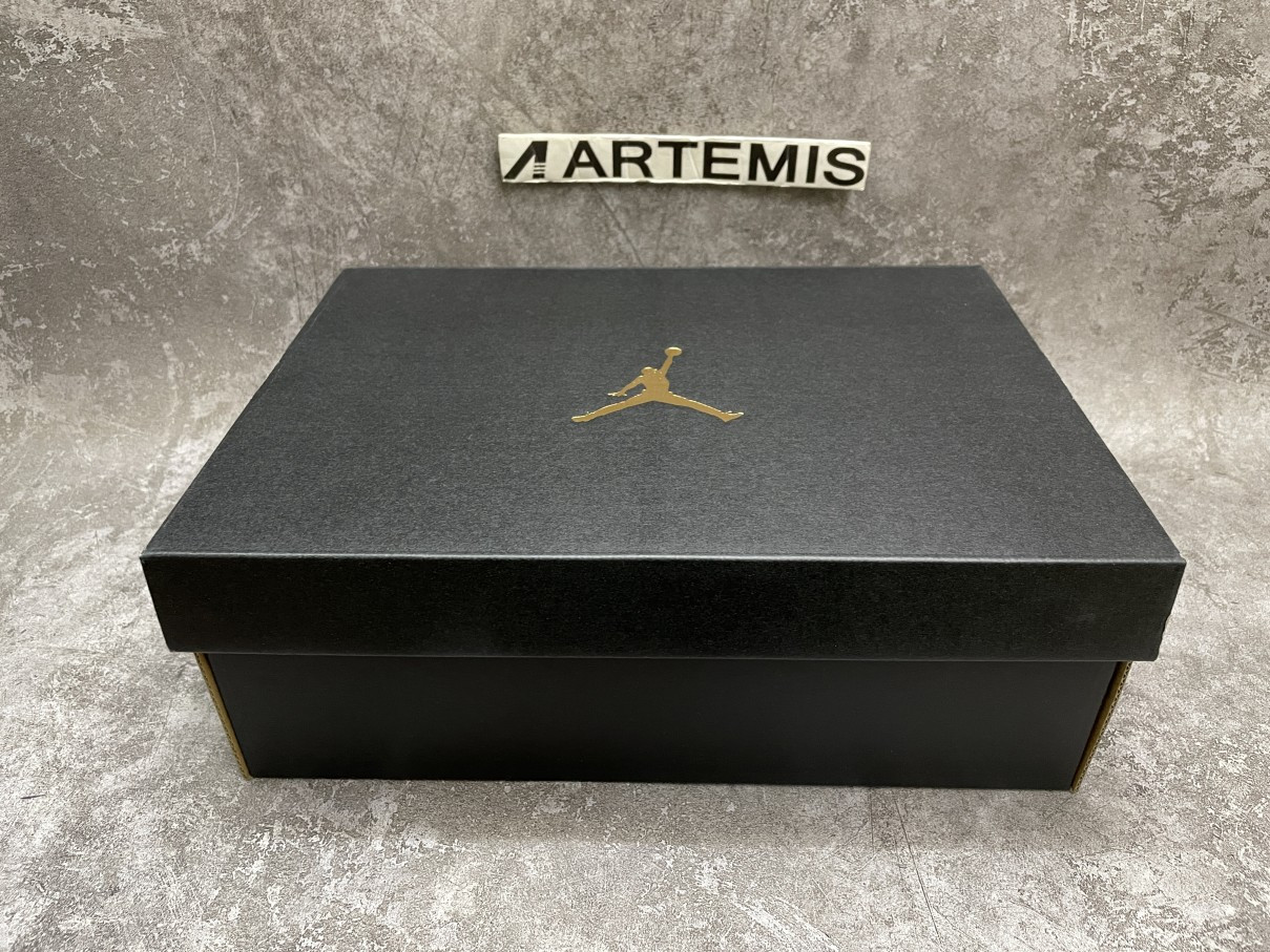 Air Jordan 1 Mid Signal Blue