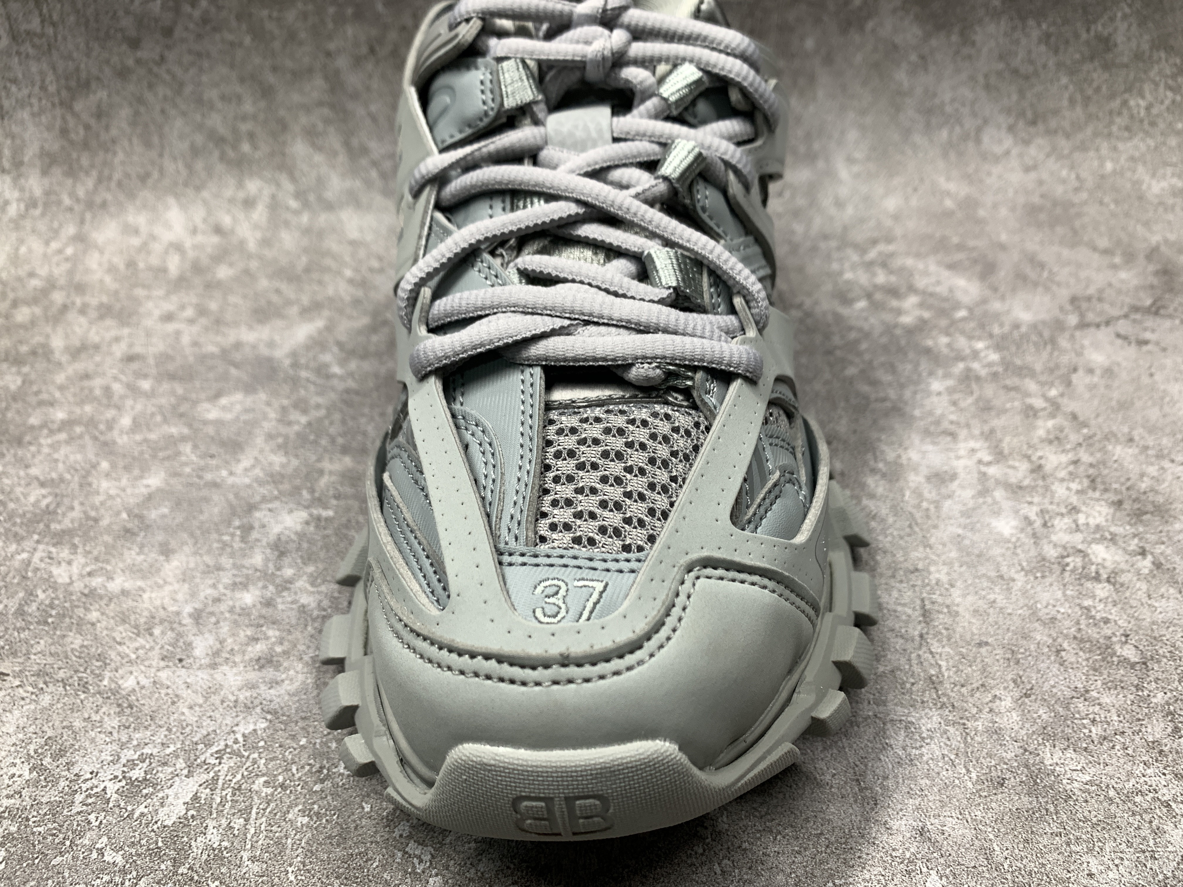 Balenciga Wmns Track Sneaker Grey
