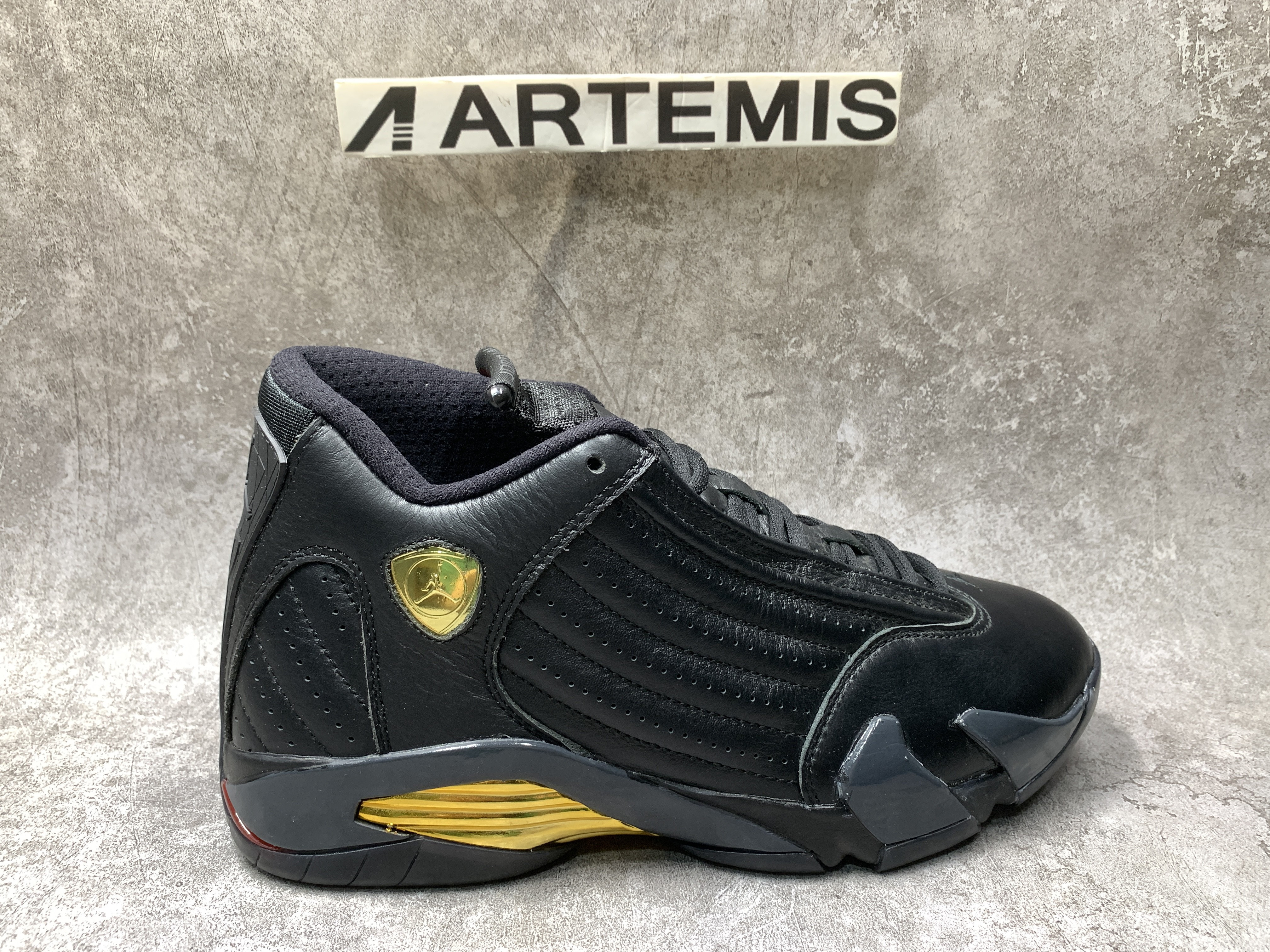 Air Jordan 14 Retro Defining Moments