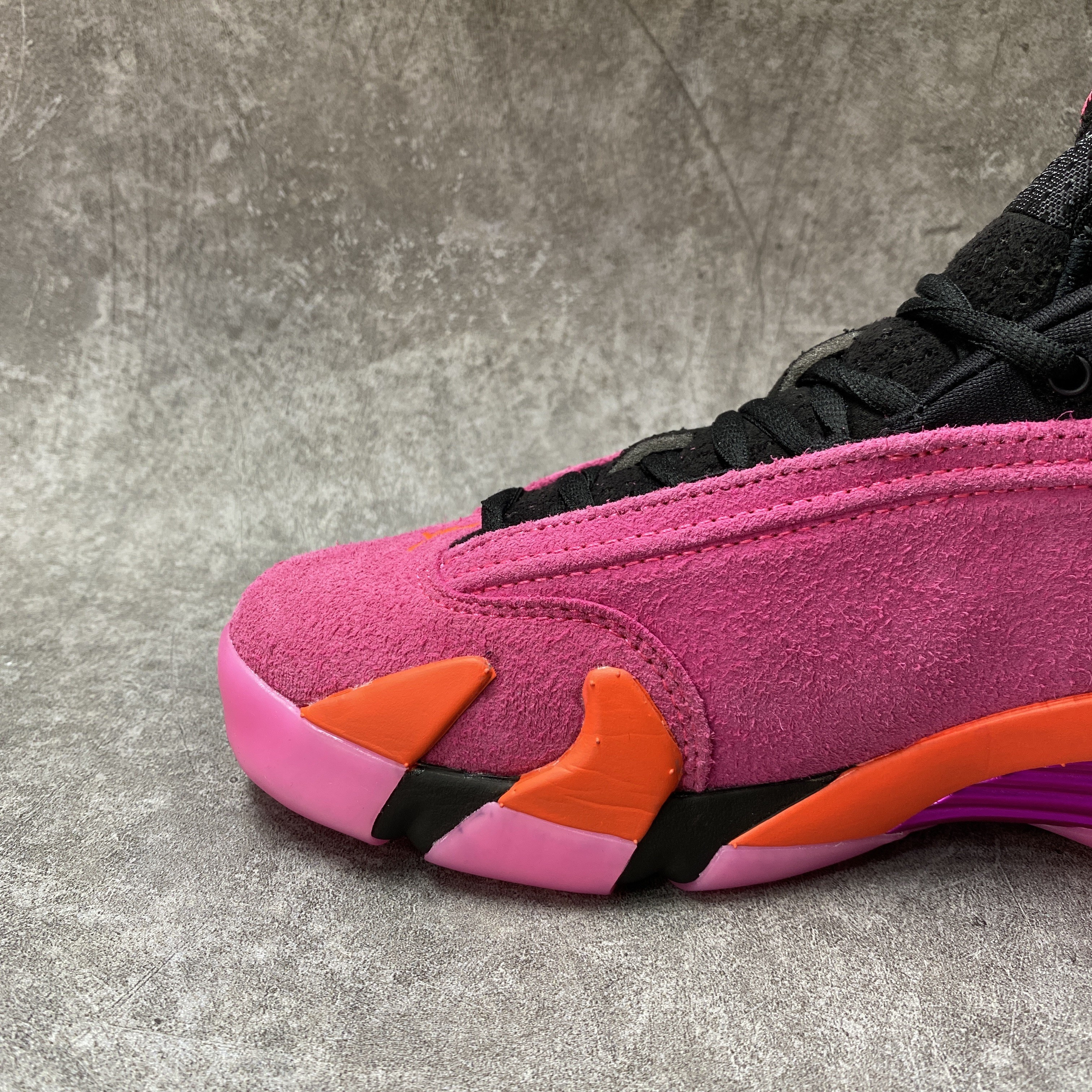 Air Jordan 14 Retro Low Shocking Pink
