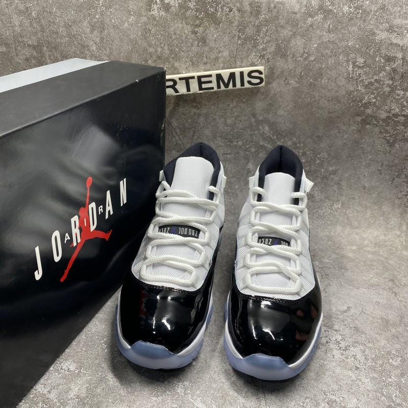 Air Jordan 11 Retro Concord (2018)