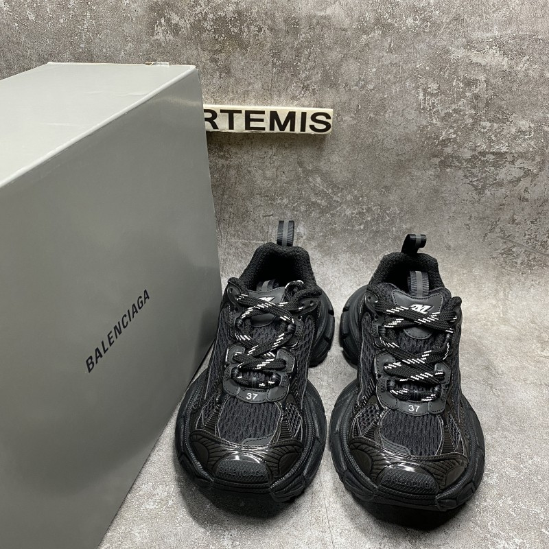 Balenciga 3XL Sneakers in Black