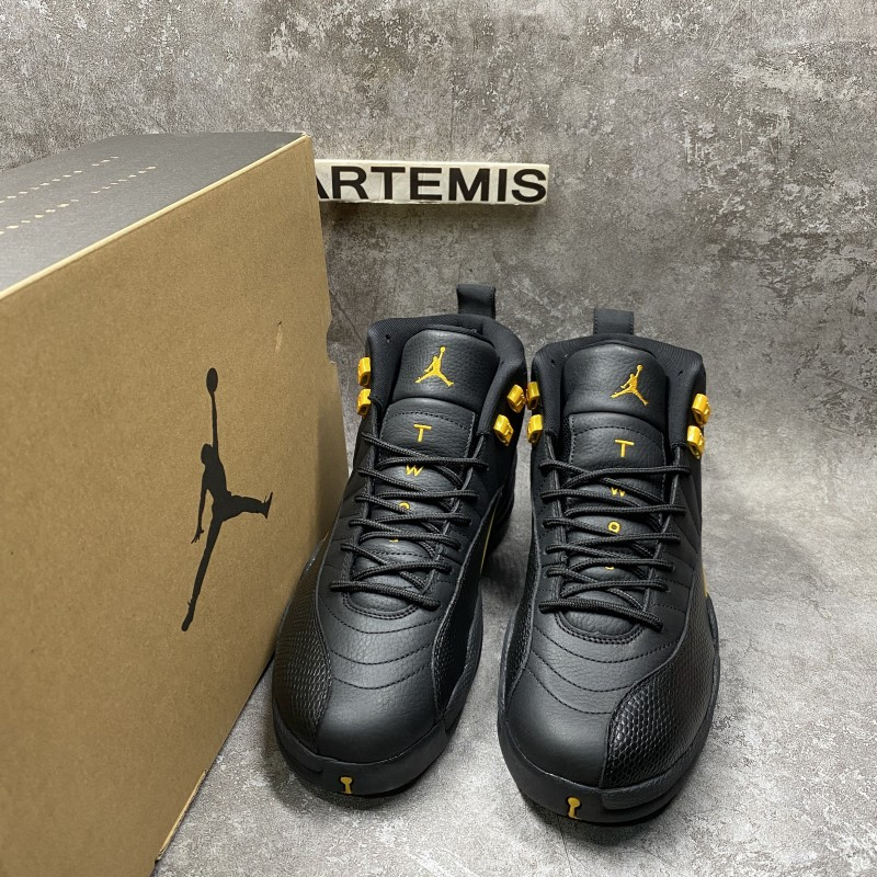 Air Jordan 12 Retro Black Taxi