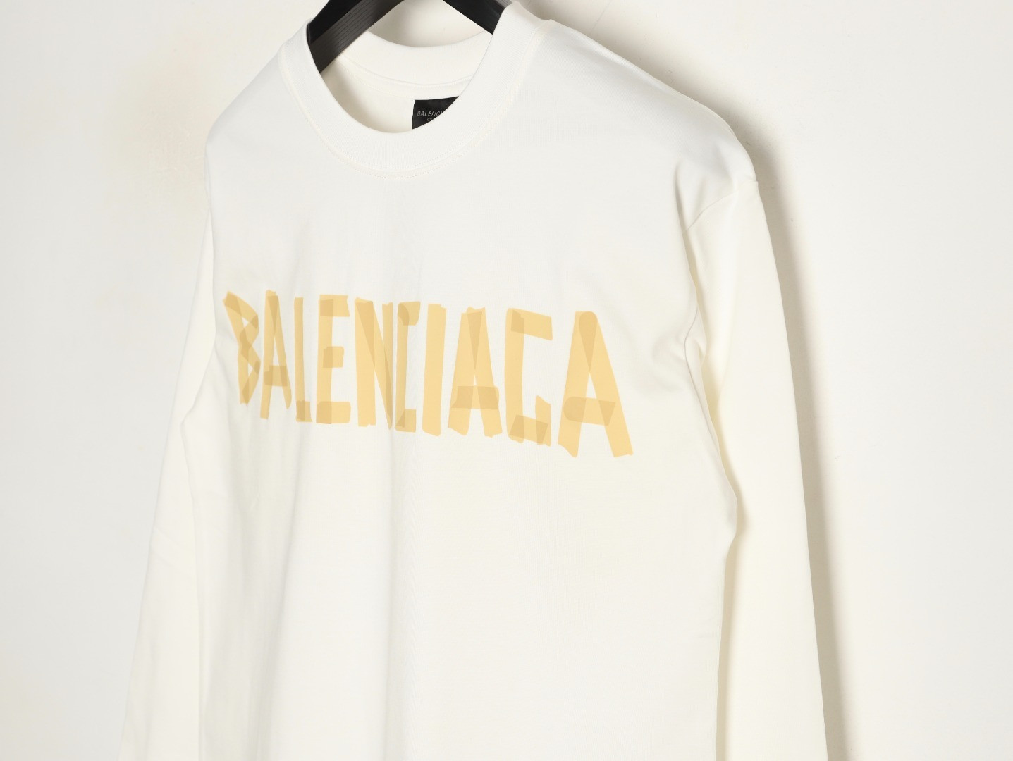 Ba*len*cia*ga long-sleeved t-shirt