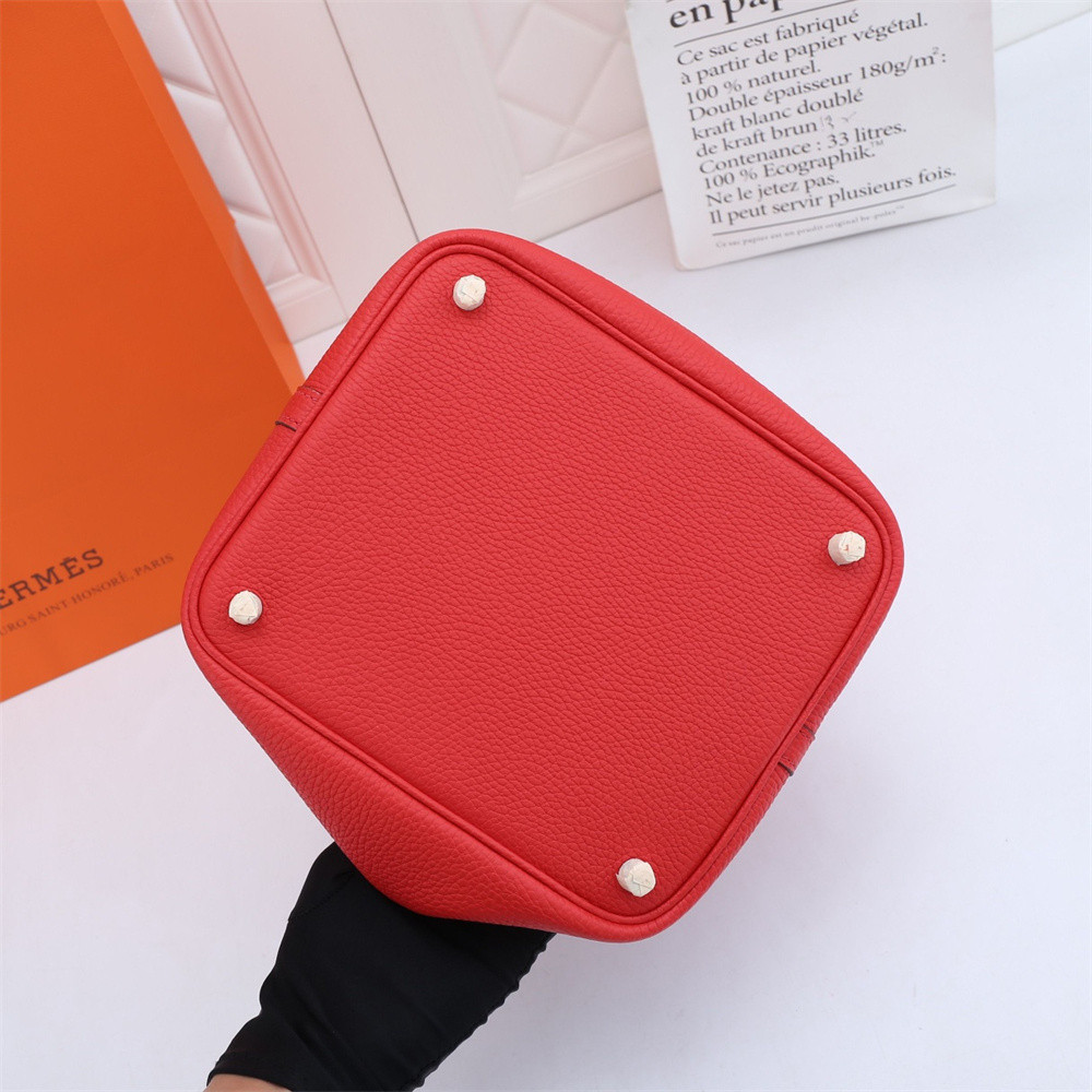 Hermès Picotin 18cm bright red without original box