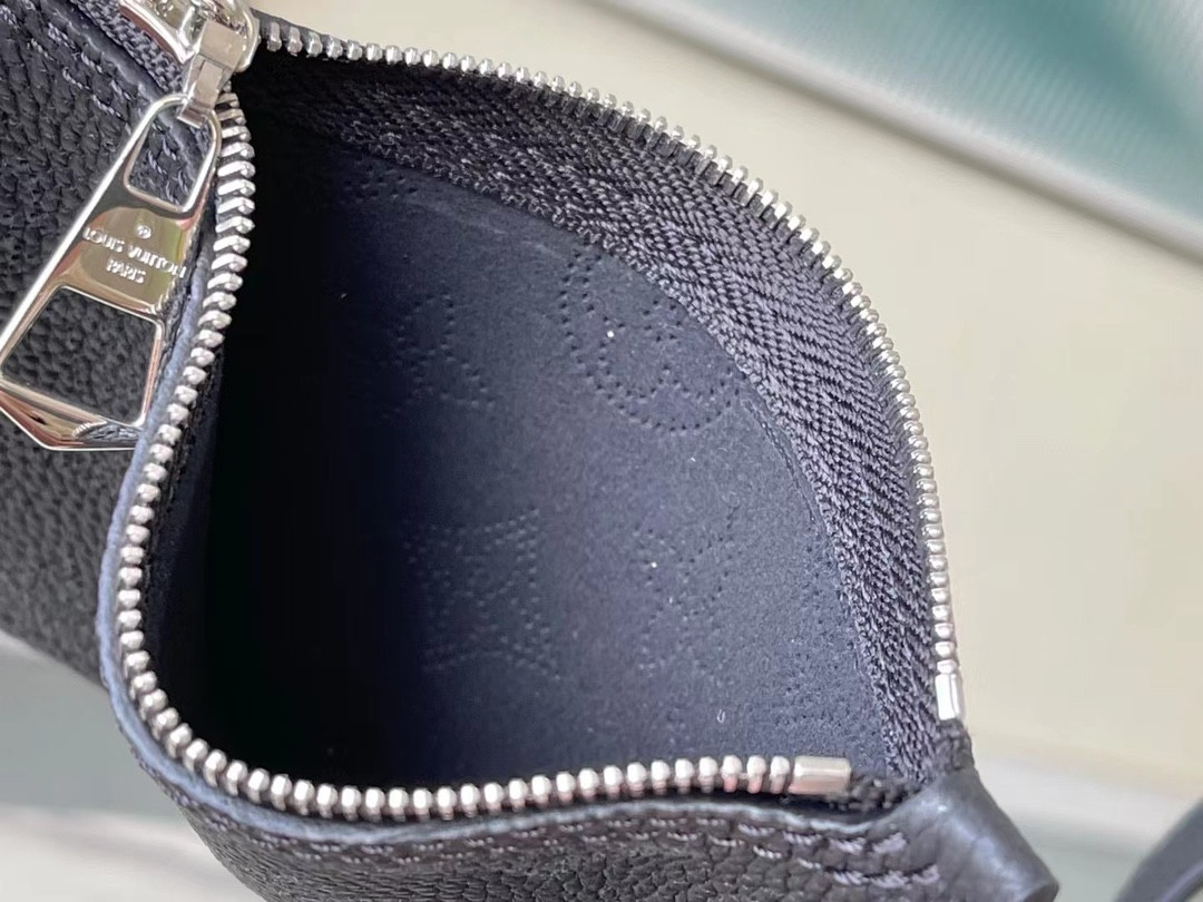 LV Blossom M21848 20.0 x 20.0 x 12.5 CM