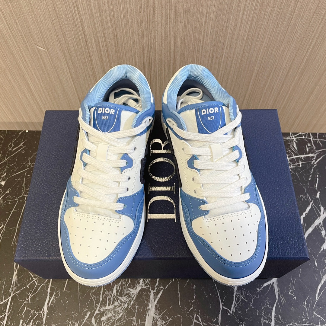 ua D*or b57 low-top sneaker light blue and white