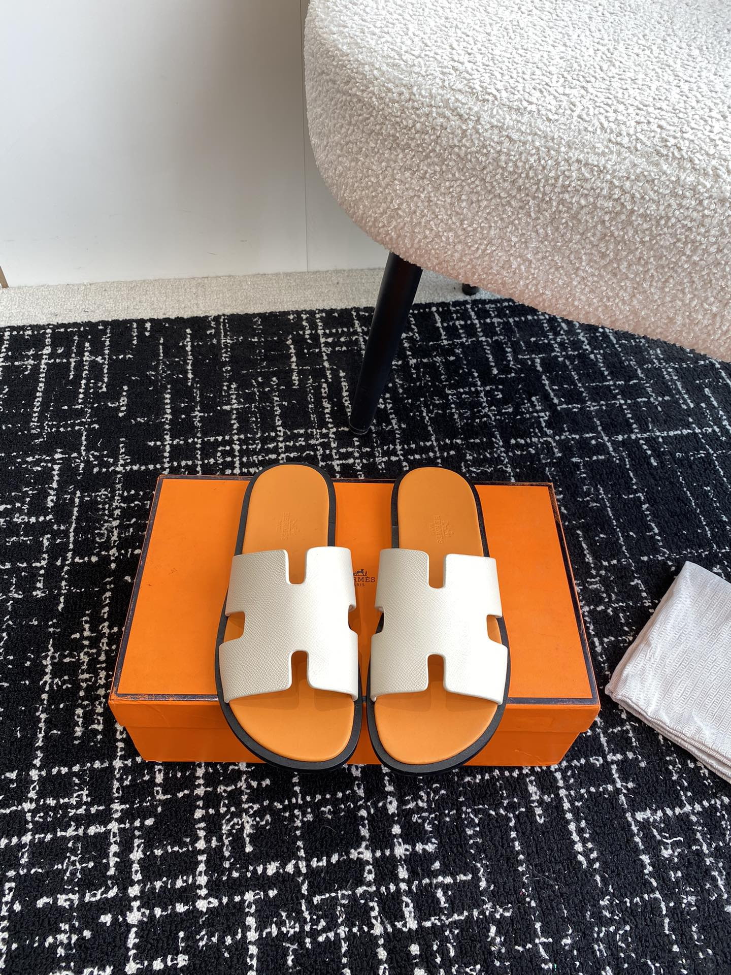 UA Hermès Izmir sandal