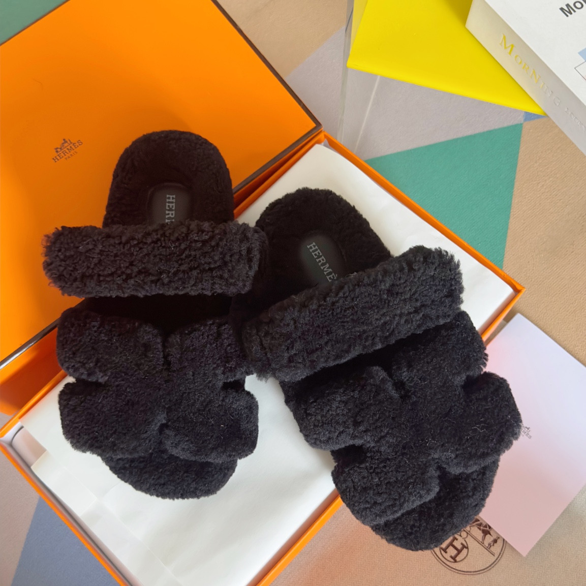 UA Hermès Chypre sandal