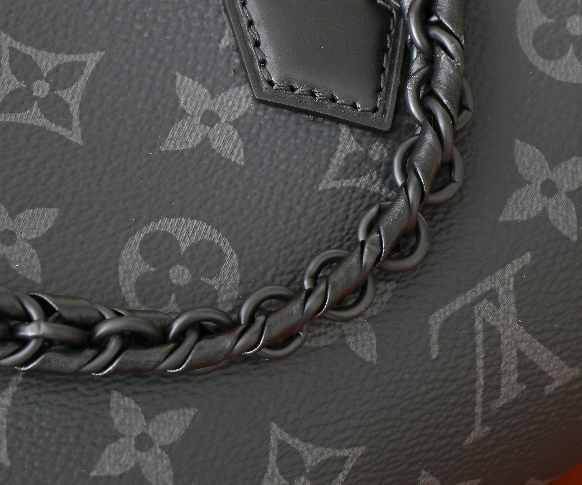 LV Speedy 18 M24606 18x12.5x11CM