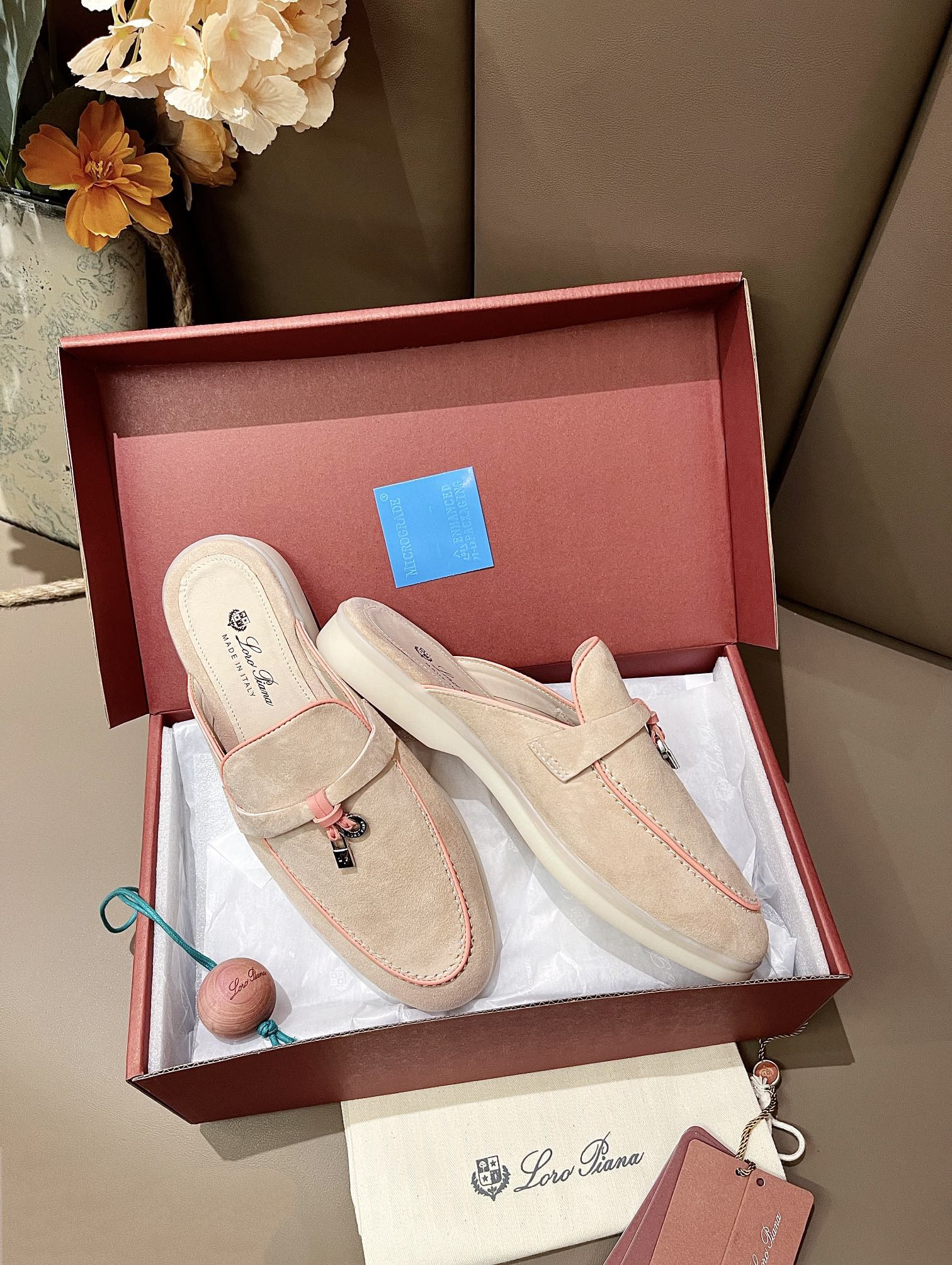 ua L**o p*ana babouche charms walk loafers