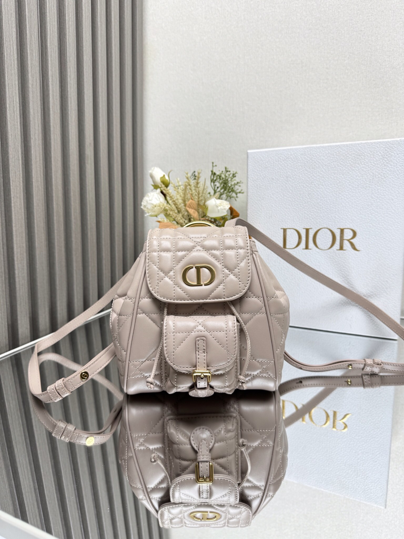D*or caro backpack small 19.5 x 18.5 x 8.5 cm
