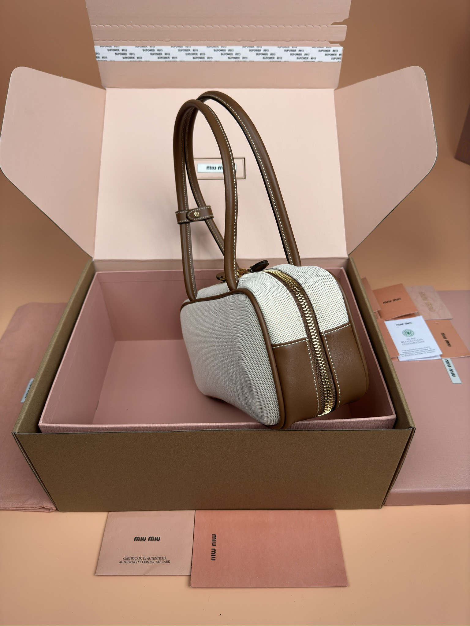 Miu Miu Leather Beau Bag 28×15×9cm