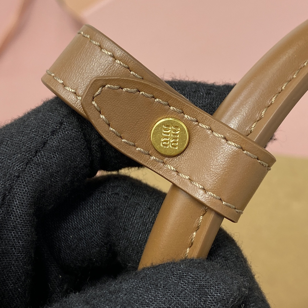 Miu Miu Arcadie leather bag  12x27x9cm