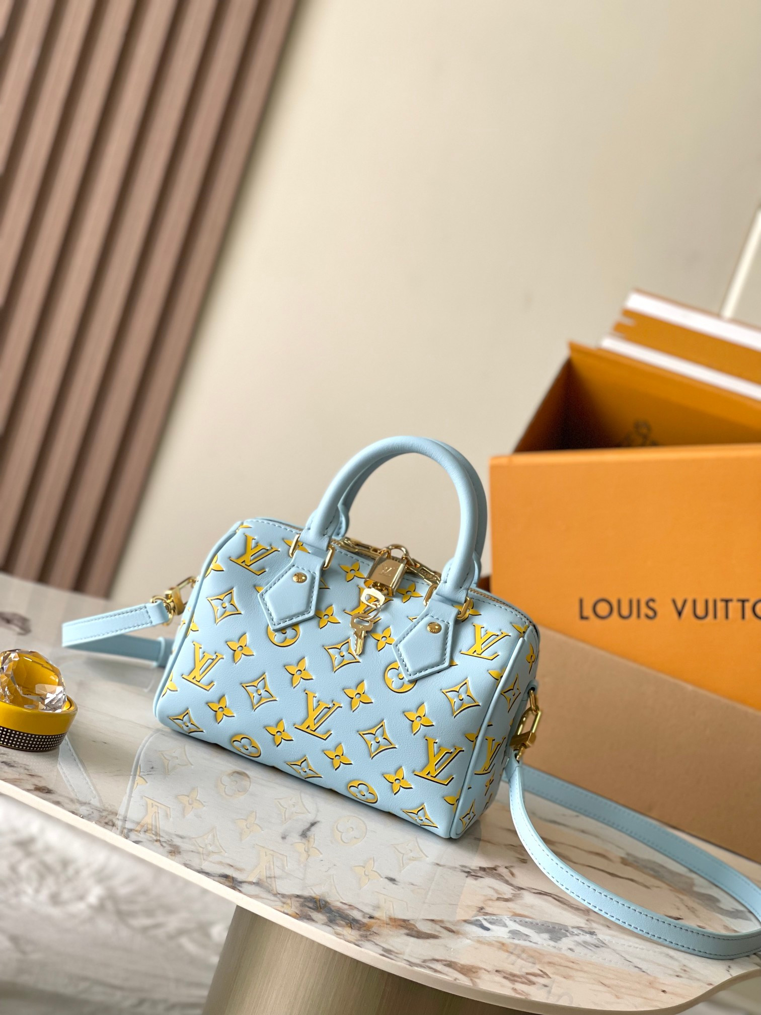 LV Speedy Bandoulière 20 M25454 20x15x12.5cm
