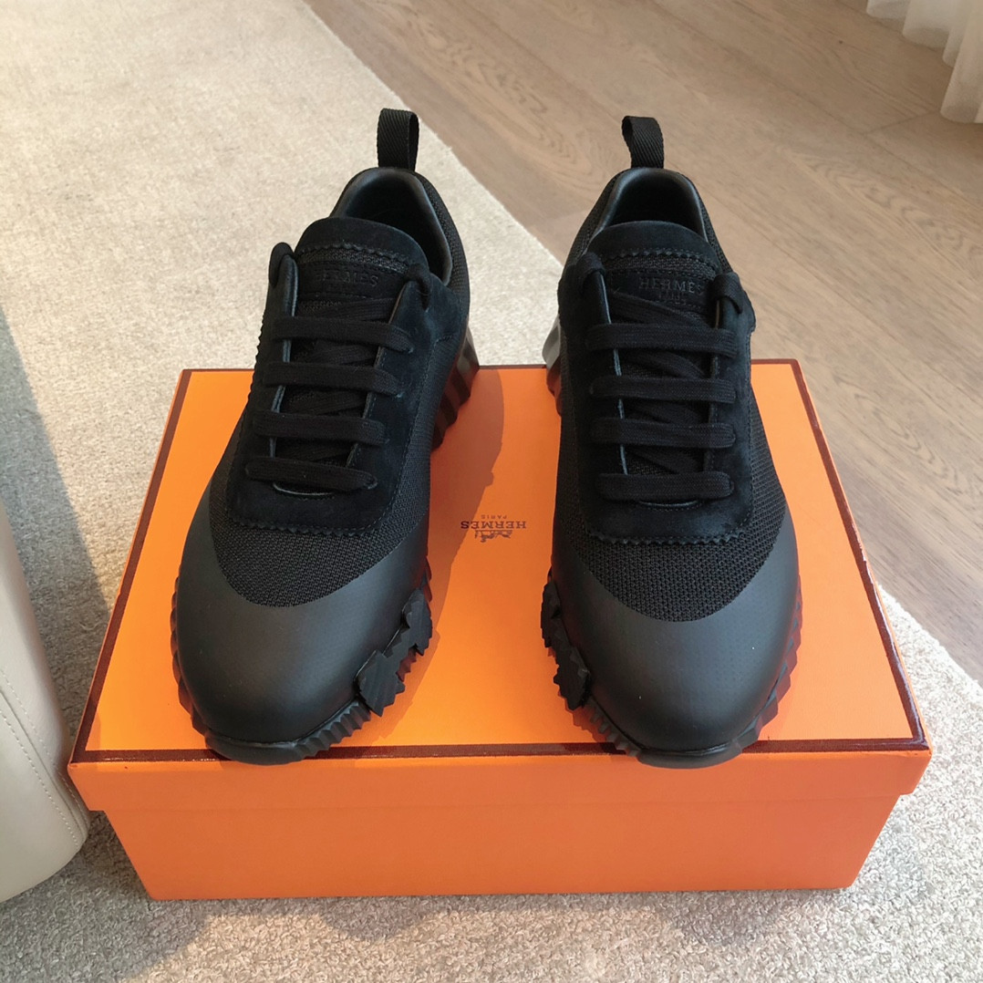UA Hermès Bouncing Sneaker